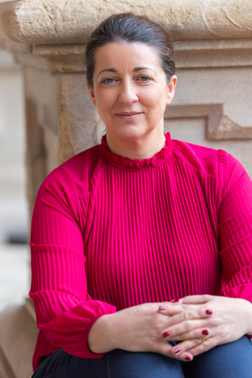 Integrative Counsellor & Psychotherapist - Chobham - Nadia