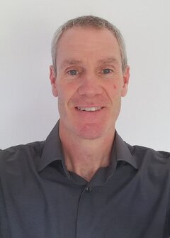Counsellor - Psychotherapist - UK - Chris Counsellor - Psychotherapist - UK - Chris