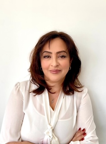 Humanistic Psychodynamic Therapist  - London - Tina 